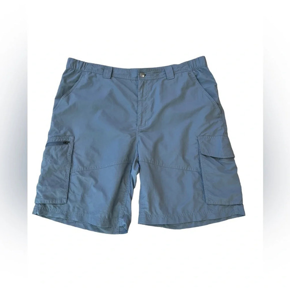 Columbia 
Men’s Omni - shade 
Sun protection cargo shorts 
Size 40 w 10 L - Picture 3 of 8